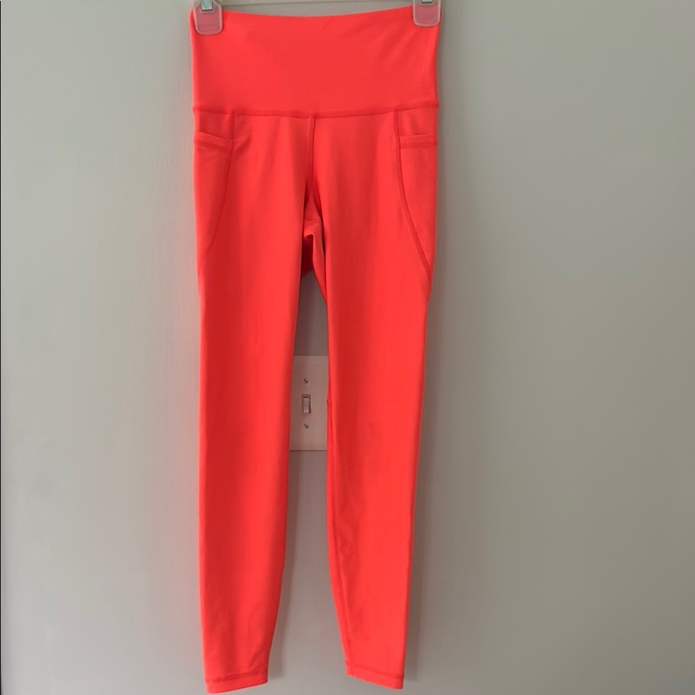 Old Navy Women's Bright Coral Leggings